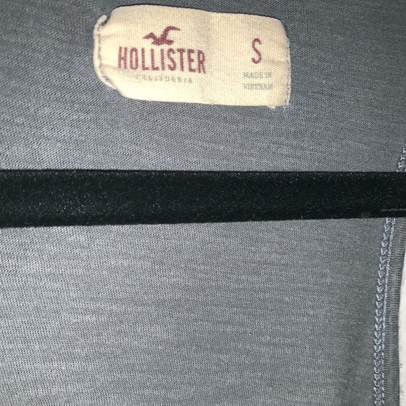HOLLISTER - Picture 2 of 3
